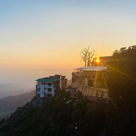 Riversun Hotel Mall Road Mussoorie Bagian luar foto